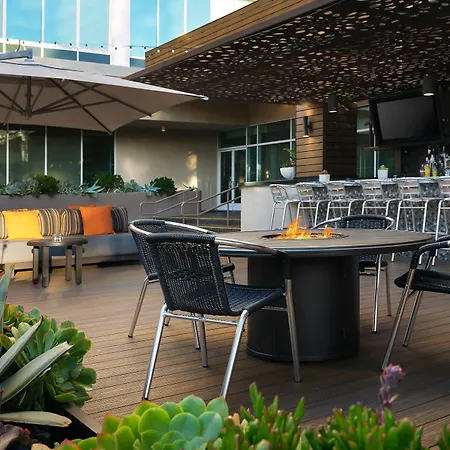 Warner Center Marriott Woodland Hills-3