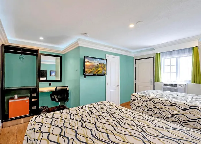 Mid City Inn
