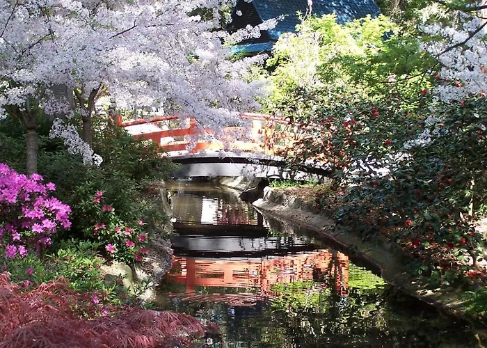 4 star hotel: Socal La Lux On 3Rd