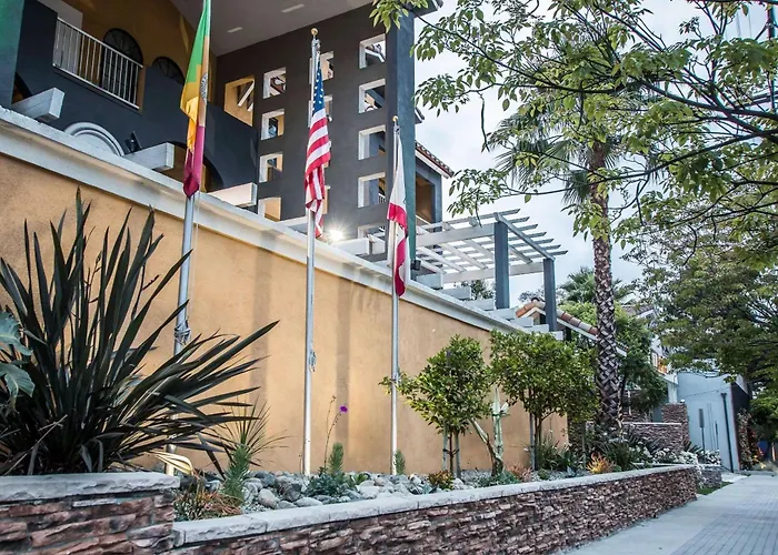 3 star hotel: Tilt Hotel Universal-Hollywood, An Aga Collection Hotel