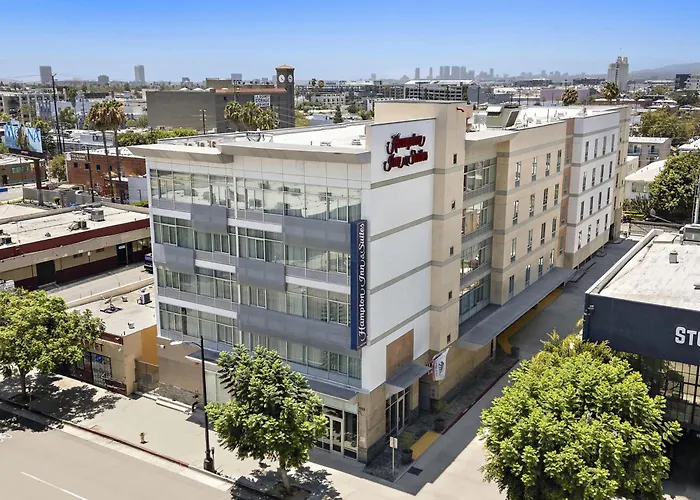 3 star hotels Hampton Inn & Suites Los Angeles/Hollywood, Ca